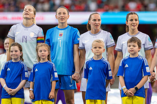 Ada Hegerberg, goalkeeper Cecilie Fiskerstrand, Marit