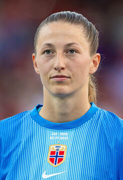 Goalkeeper Cecilie Fiskerstrand of Norway line up