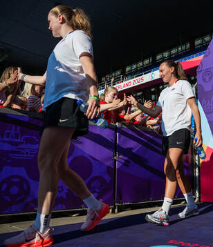 Signe Gaupset and Marit Bratberg Lund of Norway