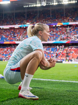 Ada Hegerberg of Norway warms up