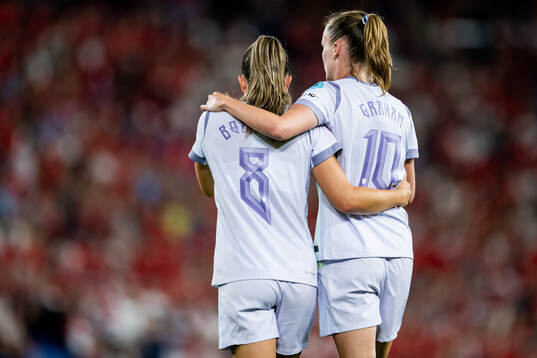 Vilde Bøe Risa and Caroline Graham Hansen of Norway