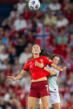 Riola Xhemaili of Switzerland and Tuva Hansen of Norway