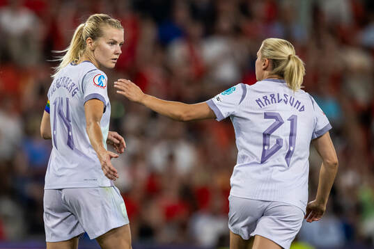 Ada Hegerberg of Norway with teammate Lisa Naalsund