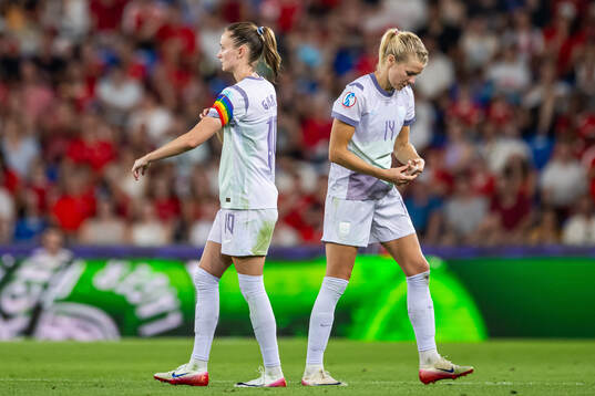 Caroline Graham Hansen and Ada Hegerberg of Norway