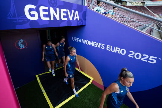 Stina Blackstenius, Sofia Jakobsson, Filippa Angeldahl and