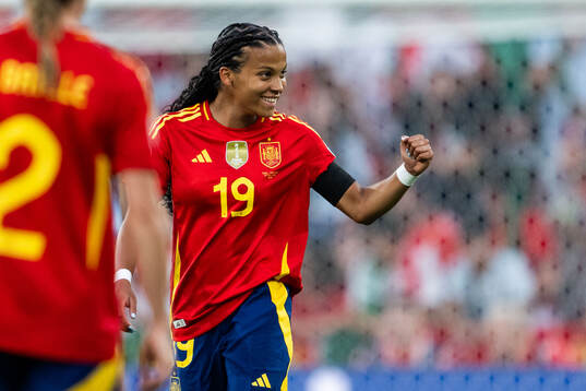 Vicky Lopez of Spain celebrates