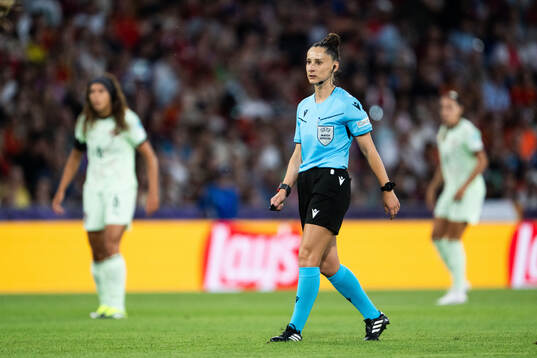 Referee Iuliana Demetrescu
