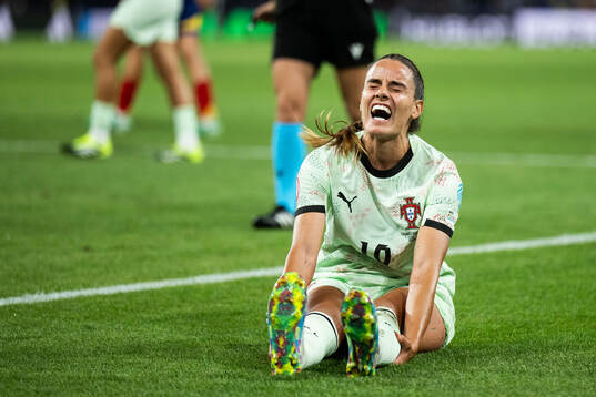 Diana Gomes of Portugal in pain