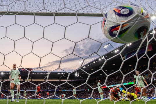 Bläddra bland fler bilder av UEFA Women's Euro 2025, day 2, Spain - Portugal