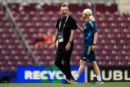 Head coach Peter Gerhardsson and Assistant coach Victoria