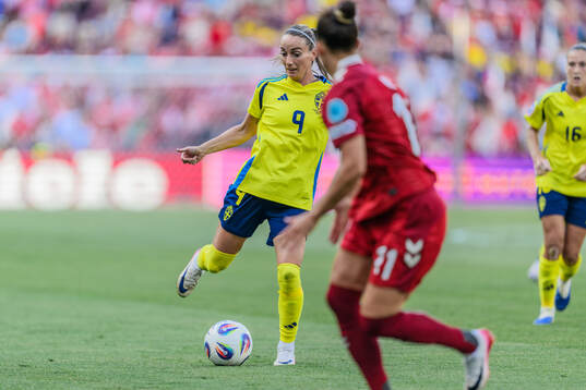 Kosovare Asllani of Sweden