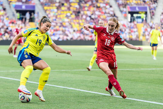 Johanna Rytting Kaneryd of Sweden and Sara Holmgaard of