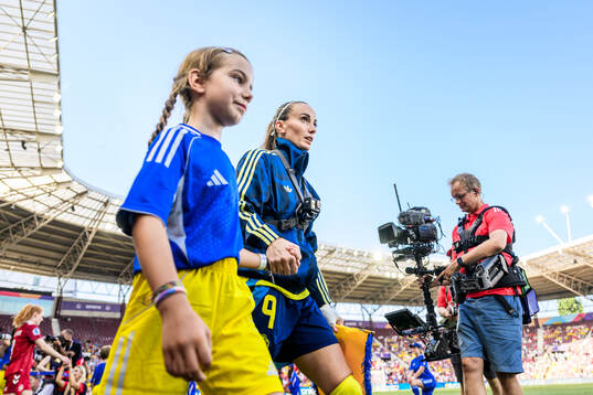 Kosovare Asllani of Sweden