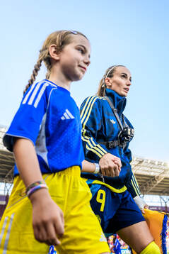 Kosovare Asllani of Sweden