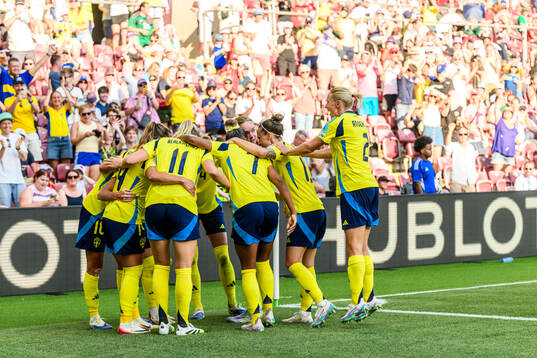 Filippa Angeldahl of Sweden celebrates 0-1 with teammates