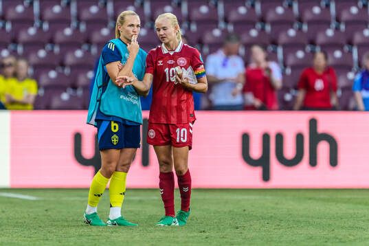 Magdalena Eriksson of Sweden and Pernille Harder of Denmark