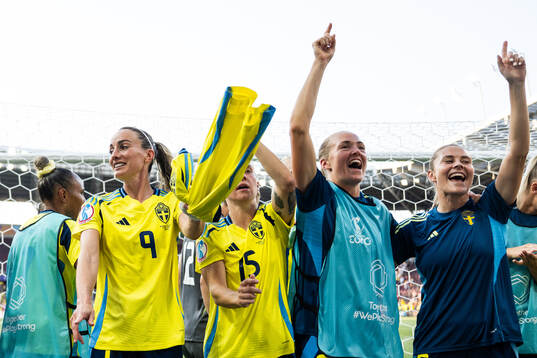 Kosovare Asllani, Julia Zigiotti Olme, Magdalena Eriksson