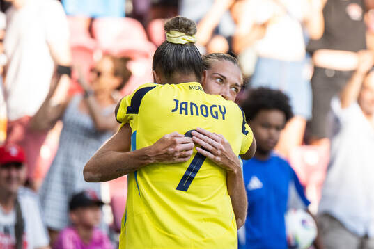 Filippa Angeldahl and Madelen Janogy of Sweden celebrates