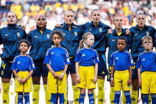 Hanna Lundkvist, Madelen Janogy, Stina Blackstenius,
