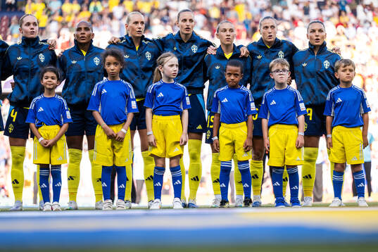 Hanna Lundkvist, Madelen Janogy, Stina Blackstenius,