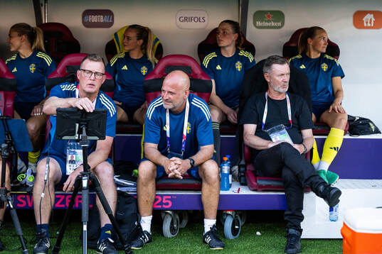 Goalkeeper coach Leif Troedsson, Assistant coach Magnus