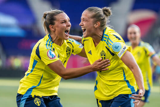 Johanna Rytting Kaneryd celebrates with Filippa Angeldahl