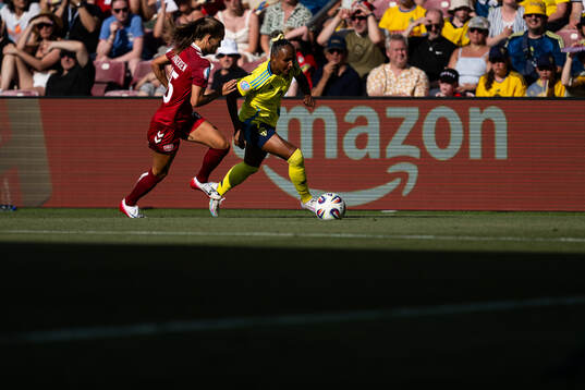 Frederikke Thøgersen of Denmark and Madelen Janogy of