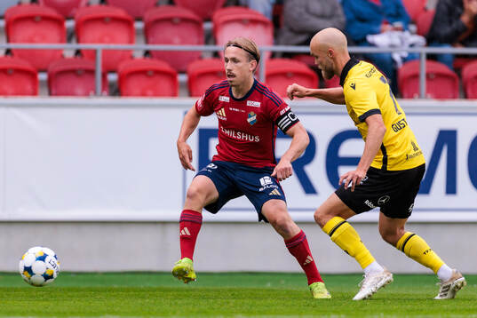 Östers David Seger och Mjällbys Viktor Gustafson
