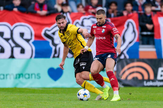 Mjällbys Axel Norén och Östers Vladimir Rodic