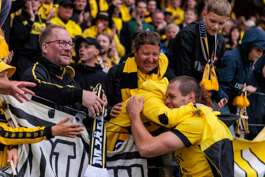 Bläddra bland fler bilder av Fotboll, Allsvenskan, Öster - Mjällby