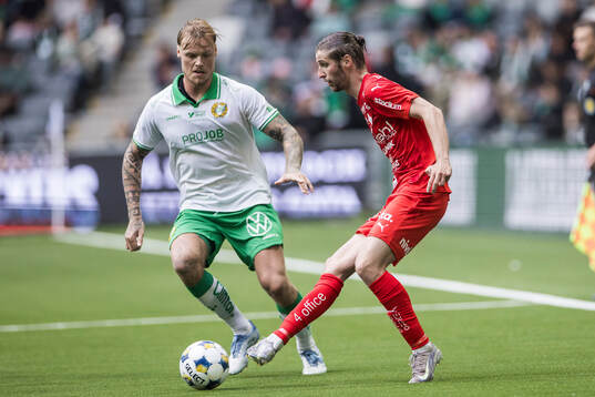 Hammarbys Victor Eriksson och Värnamos Pawel Cibicki