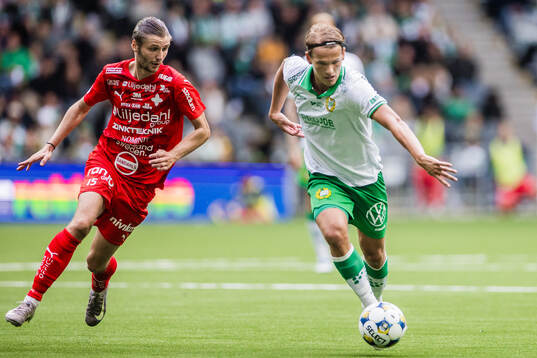 Värnamos Pawel Cibicki och Hammarbys Markus Karlsson