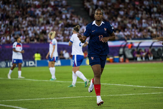 Marie Antoinette Katoto of France celebrates