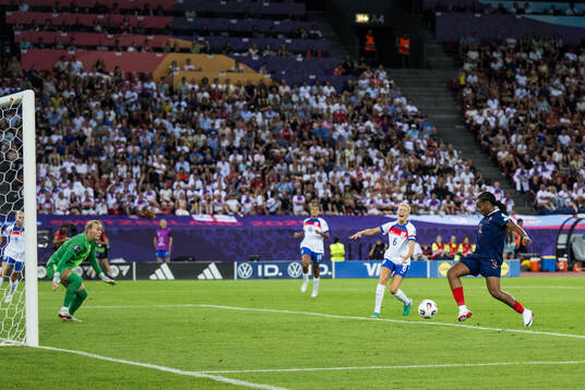 Marie Antoinette Katoto of France scored 1-0