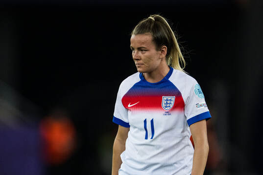 Lauren Hemp of England