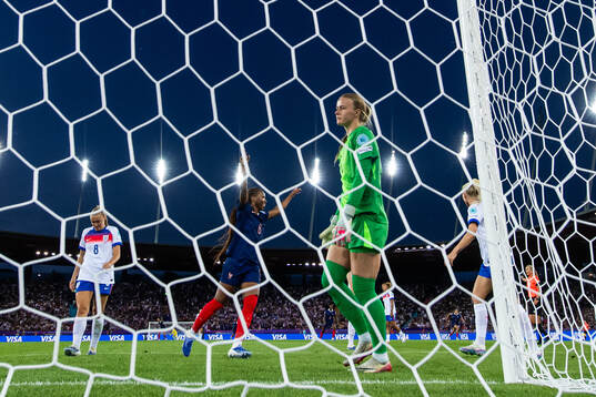 Goalkeeper Hannah Hampton and Georgia Stanway of England
