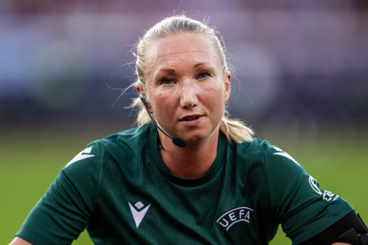 Assistant referee Monica Lokkeberg
