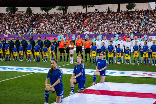 Assistant referee Monica Lokkeberg, referee Tess Olofsson
