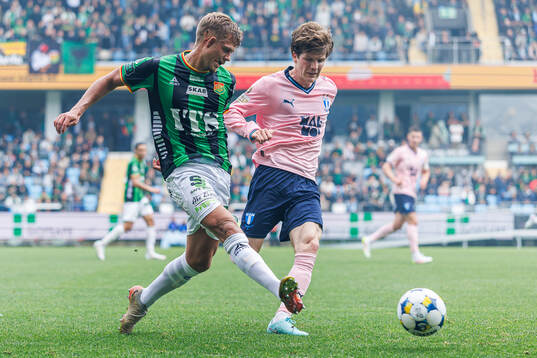 GAIS Kevin Holmén och Malmö FFs Oliver Berg