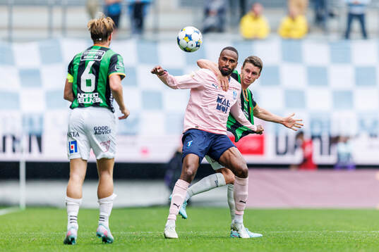 Malmö FFs Isaac Thelin och GAIS Oskar Ågren