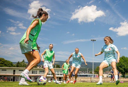 Ingrid Syrstad Engen, Karina Sævik, Synne Sofie Kinden
