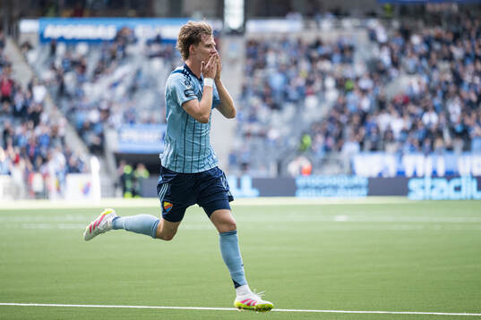 Djurgårdens August Priske Flyger jublar