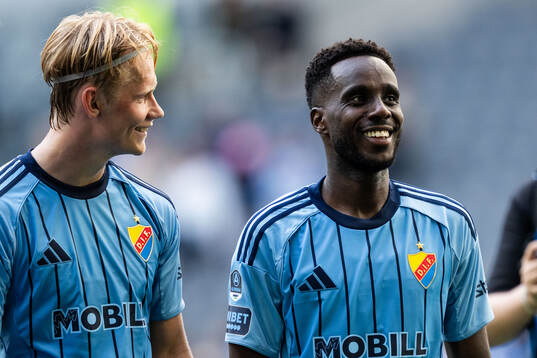 Djurgårdens Tobias Gulliksen och Tokmac Nguen