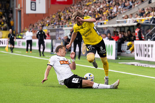 Häckens Marius Lode och Elfsborgs Taylor Silverholt