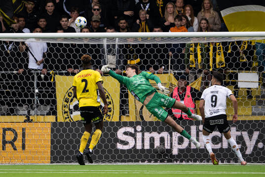 Elfsborgs målvakt Simon Eriksson