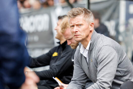 AIKs tränare Mikkjal Thomassen