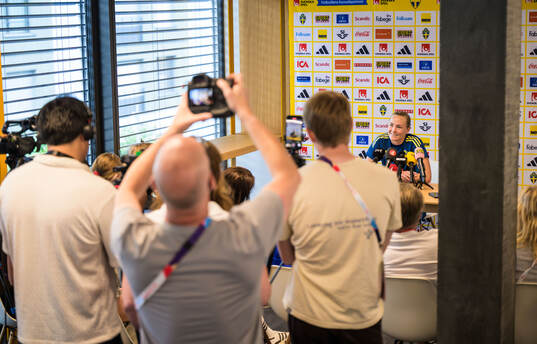 Bläddra bland fler bilder av UEFA Women's Euro 2025, day 5, Sweden, Press Event