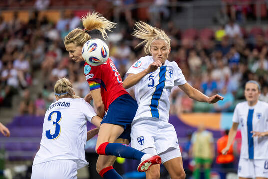 Ada Hegerberg of Norway and Emma Koivisto of Finland