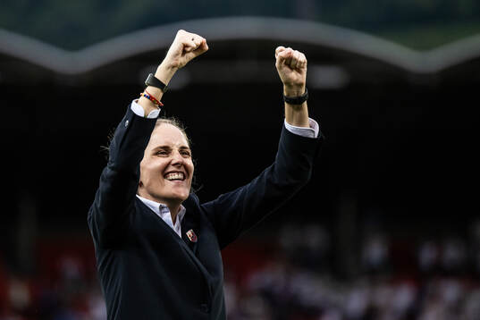 Head coach Gemma Grainger of Norway celebrates