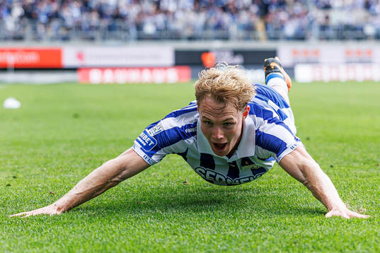 IFK Göteborgs Max Fenger jublar